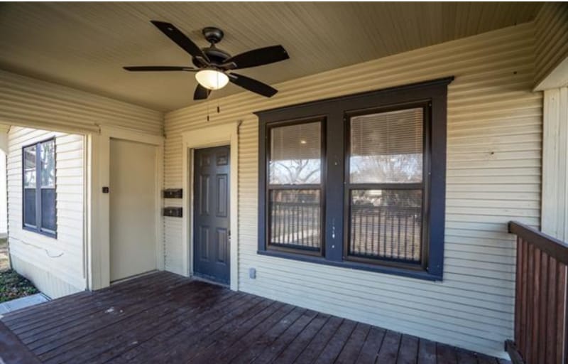 Building Photo - 719 S Montreal Ave