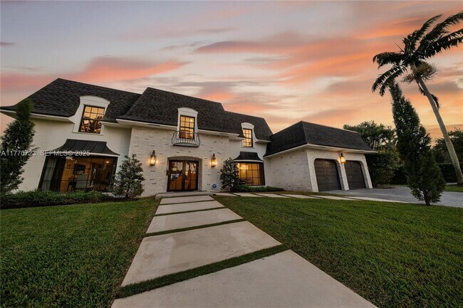 Building Photo - 4312 NE 22nd Ave