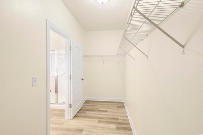 Building Photo - 3284 Saddlewood Cir