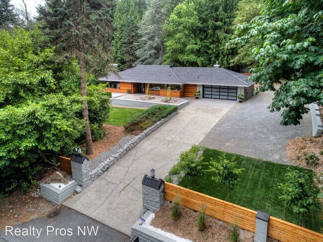 Building Photo - 3 br, 2 bath House - 2859 140th Ave NE