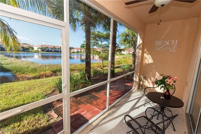 Building Photo - 8880 Via Isola Court