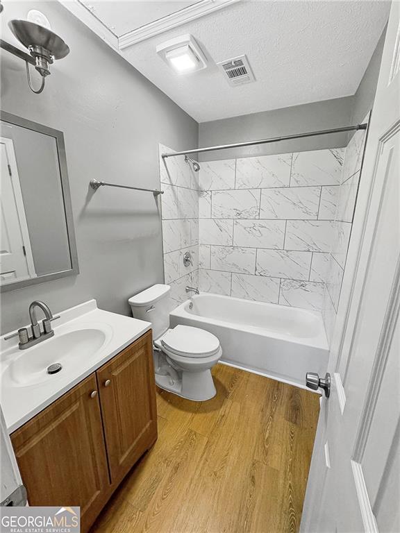 Building Photo - 5883 Brookside Dr SE