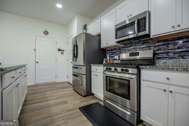 Building Photo - 194 Rivulet Dr