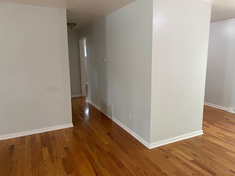 Building Photo - 8770 W 79th Cir