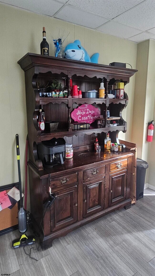 Building Photo - 130 Wilmer St