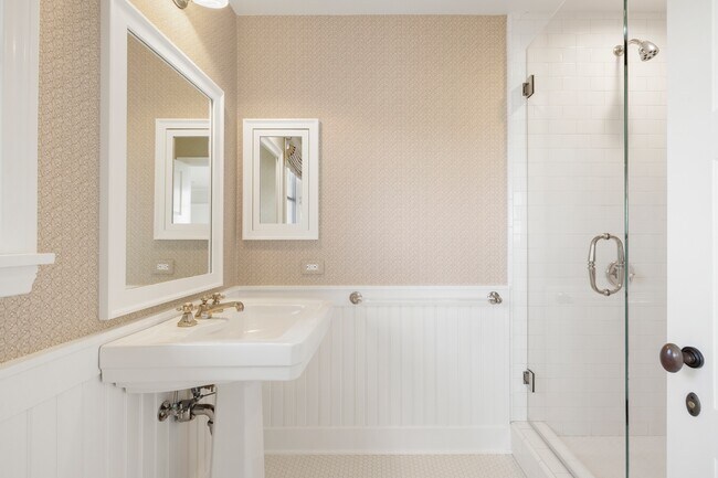 Building Photo - 521 Spoleto Dr