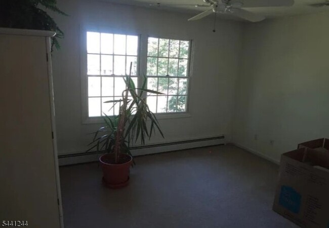Building Photo - 246 Fresh Ponds Rd