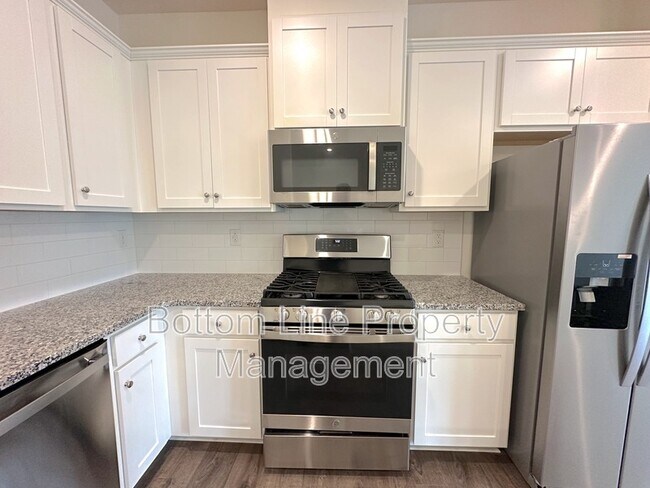 Building Photo - 2773 Yeager Dr NW