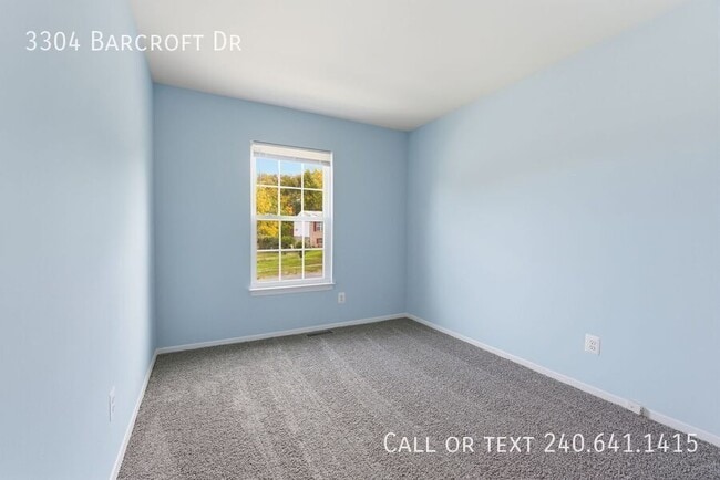 Building Photo - 3304 Barcroft Dr