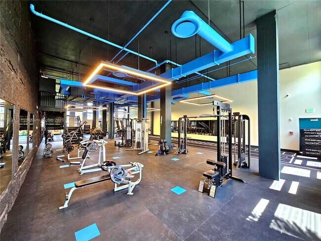 Building Photo - 4400 Sunrise Blvd