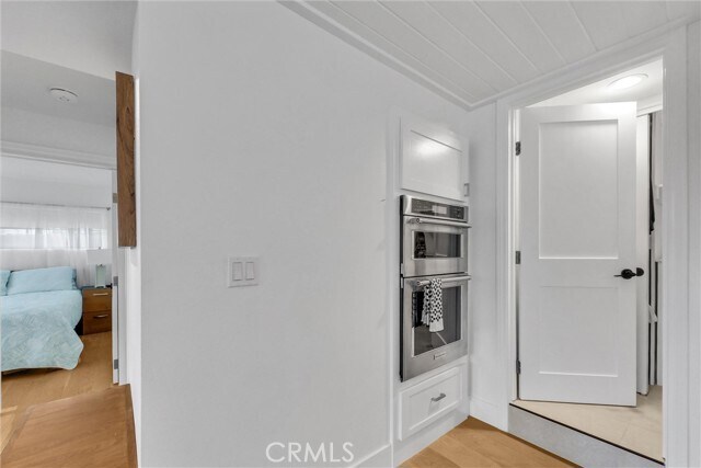 Building Photo - 575 Through St