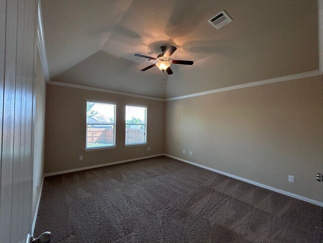 Building Photo - 2204 Tranquility Ln