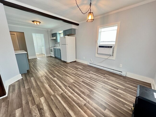 Building Photo - Adorable Rental located in South Hill