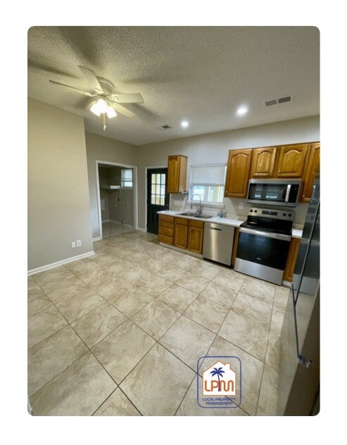 Building Photo - Conveniently Located on Bees Creek Road