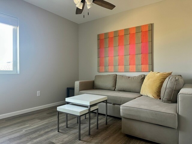 Building Photo - 1323 Sioux Turn
