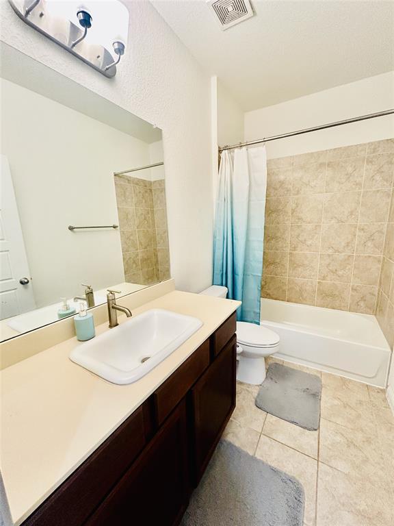 Building Photo - 428 Gaida Loop