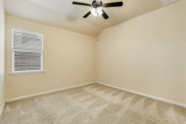 Building Photo - 2037 Tribal Way