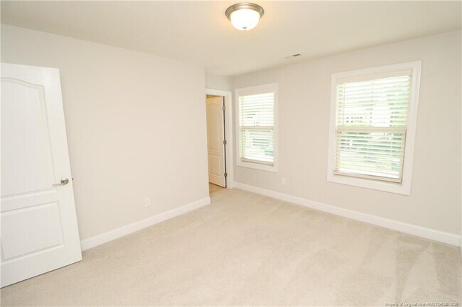 Building Photo - 410 Boscawen Ln