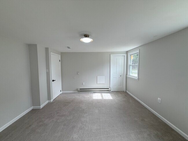 Building Photo - 2502 Range Rd