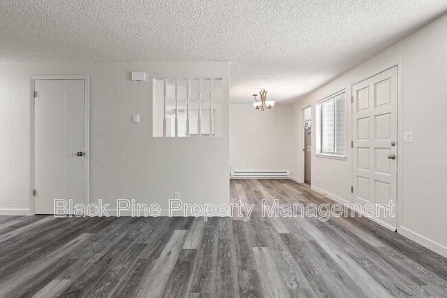 Building Photo - 10507 W Irving Ct