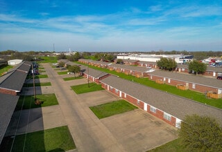 Building Photo - Cottage Row Apartments