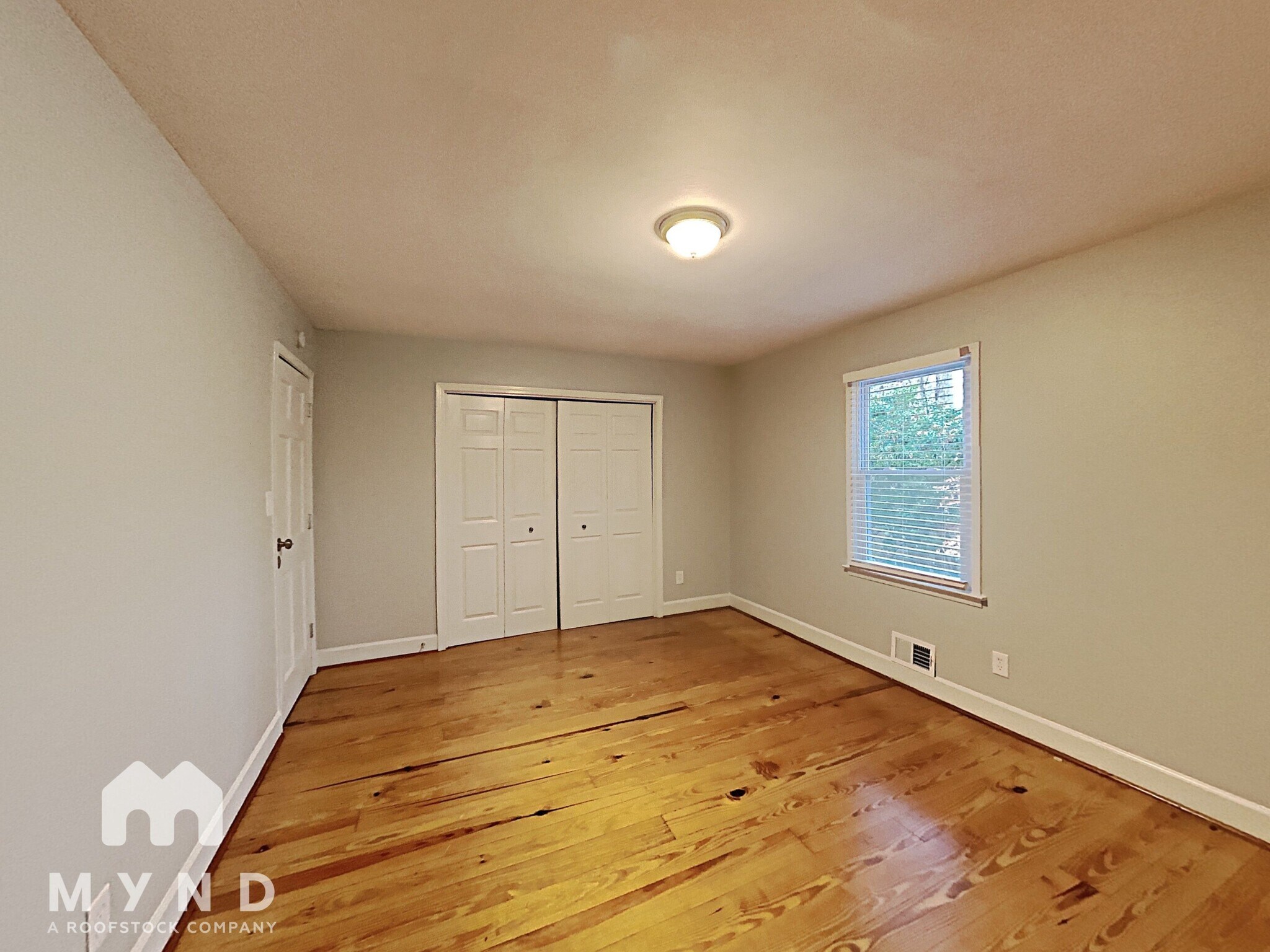 Building Photo - 1600 Arden Dr SW