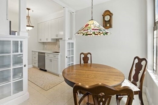 Building Photo - 70 Fenway