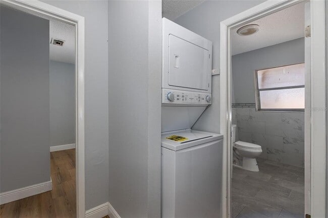 Building Photo - 5750 Virginia Ave