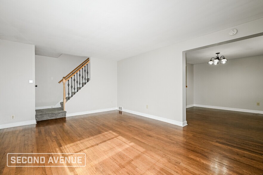 Building Photo - 1254 Edgewood Dr