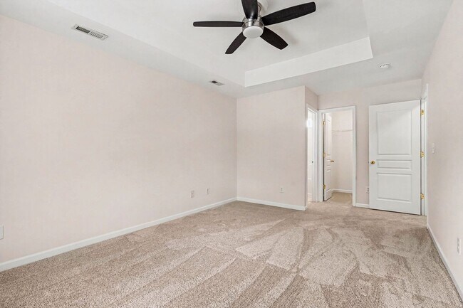 Building Photo - 9232 Ducati Ln