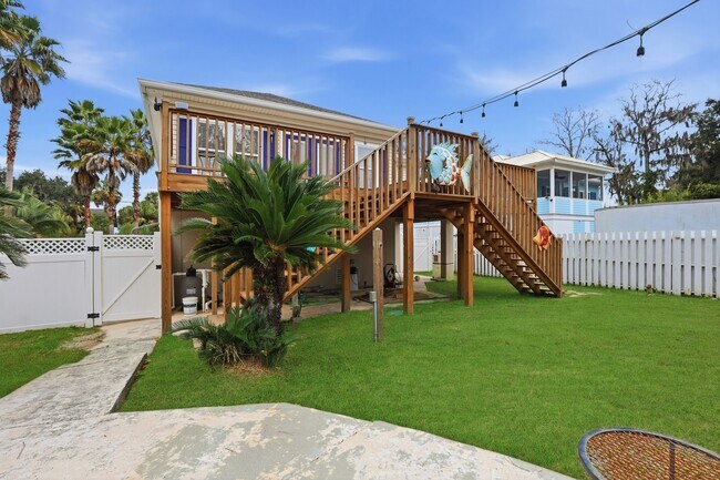 Building Photo - Lowcountry living on beautiful Whitemarsh Island