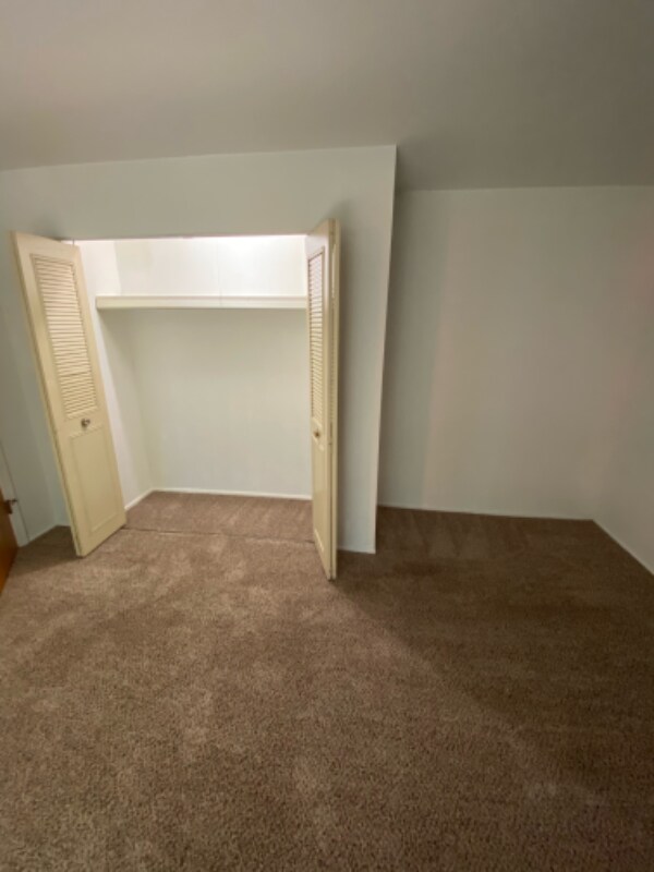 Building Photo - 126 Church St