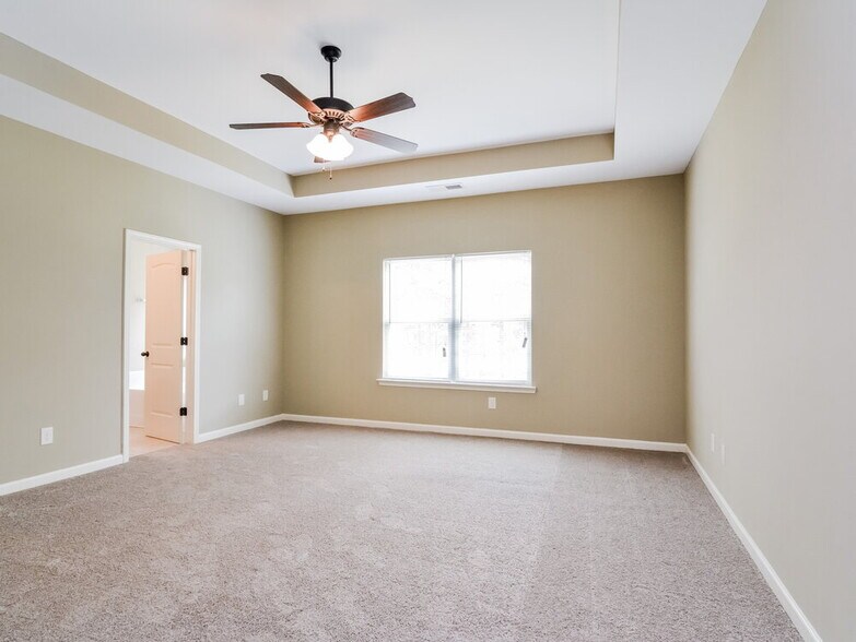 Building Photo - 770 Helm Ln NW