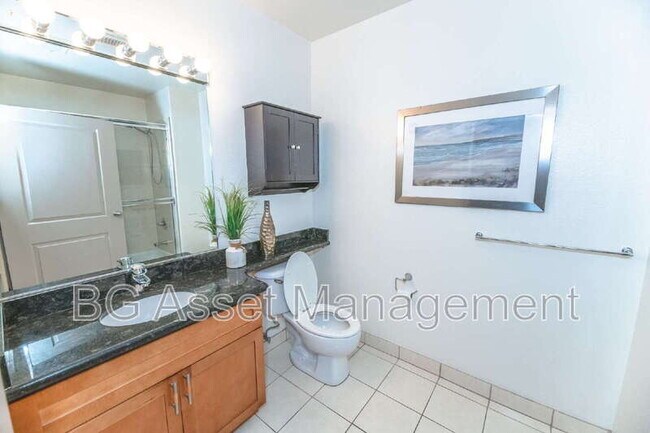 Building Photo - 1459 MacArthur Blvd