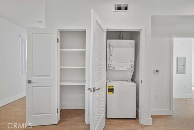 Building Photo - 8750 Sepulveda Blvd