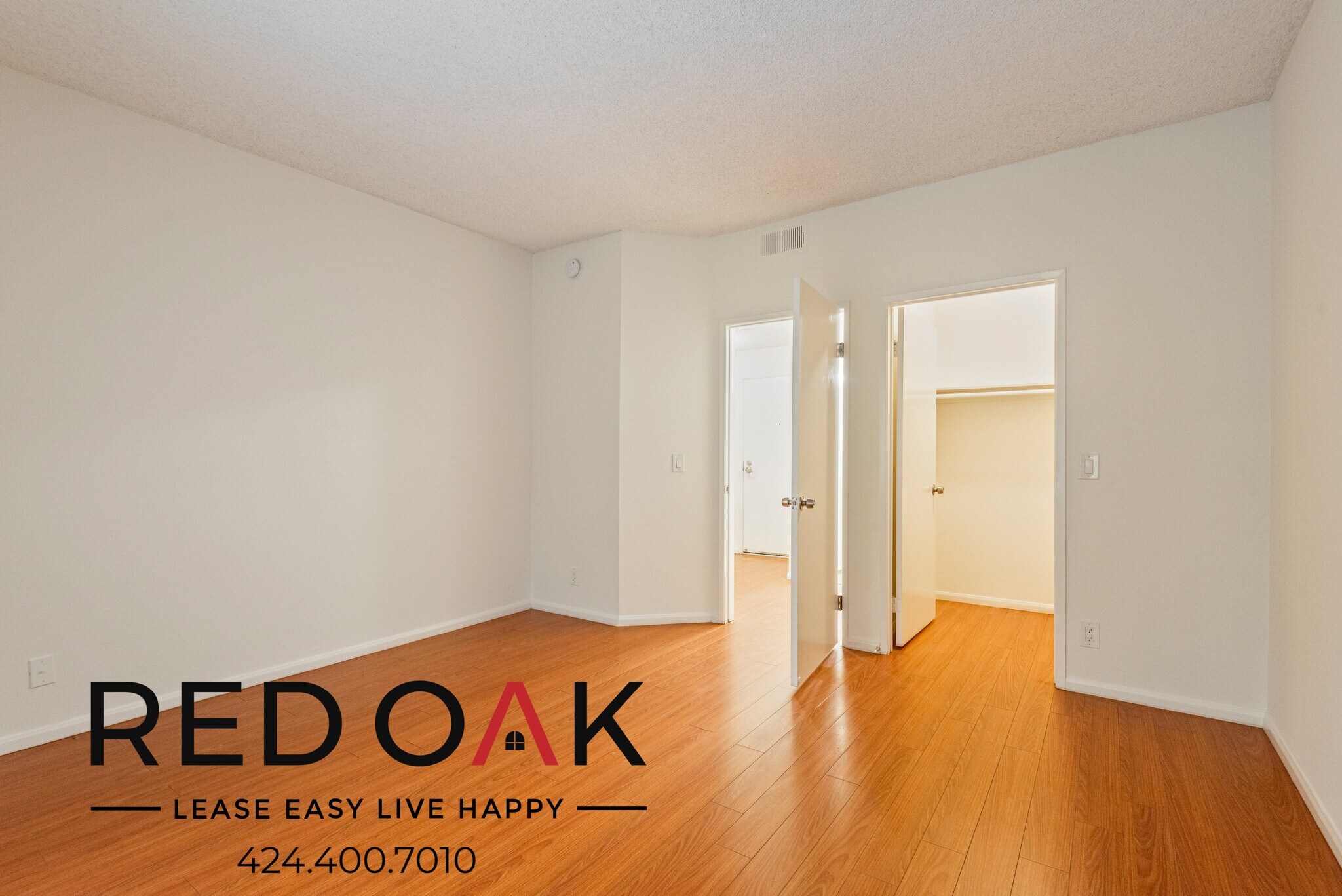 Building Photo - 2724 Abbot Kinney Blvd