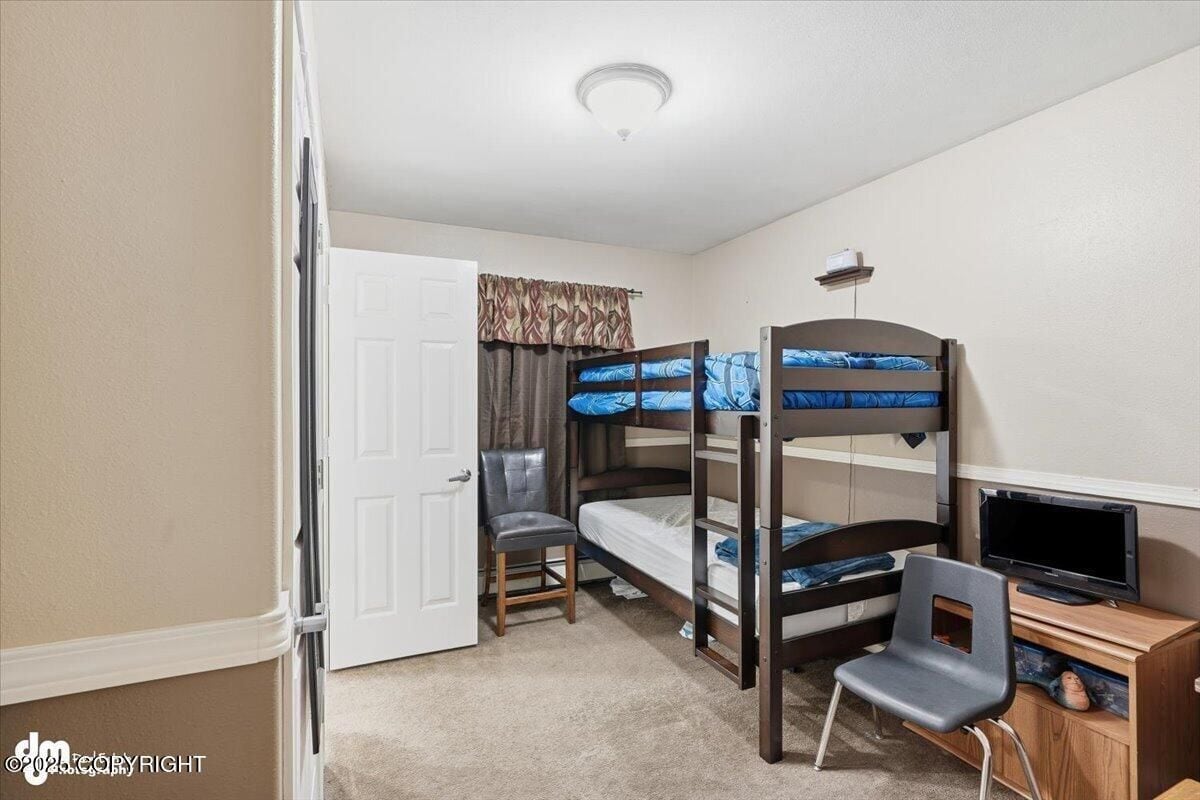 Building Photo - 11288 Wood River Way
