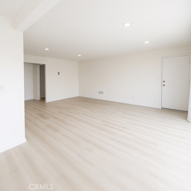 Building Photo - 2124 Hermosa Ave