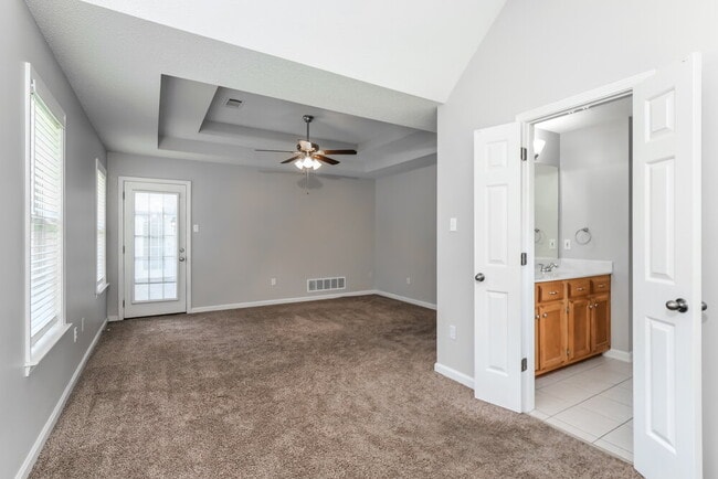 Building Photo - 50 Willow Crest Cove