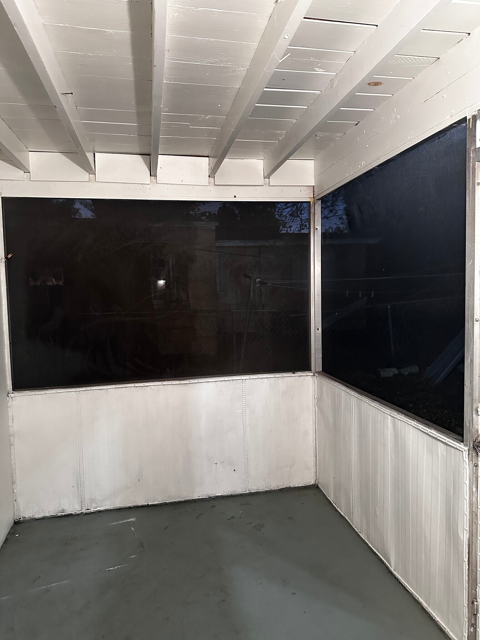 Building Photo - 5501 SW 32nd Ct