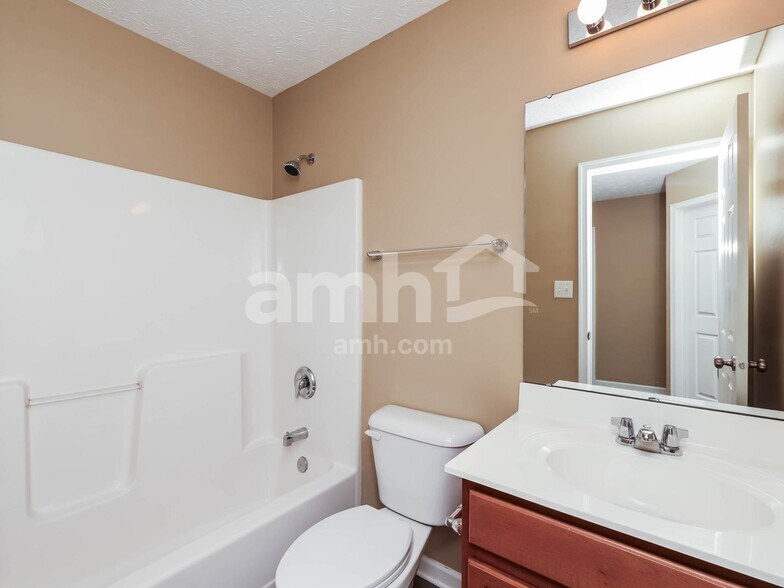 Building Photo - 333 Parrott Ct