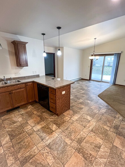 Building Photo - 26189 W 3rd Ave