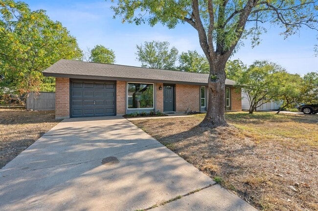 Primary Photo - 504 Seminole Dr