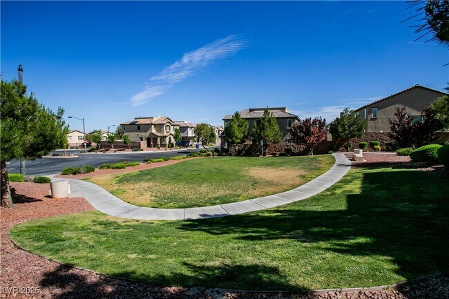 Building Photo - 7927 Bartlett Peak St