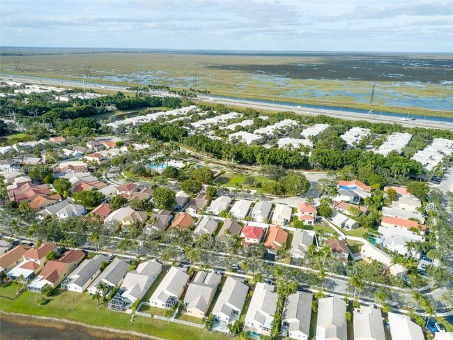 Building Photo - 1592 Salerno Cir