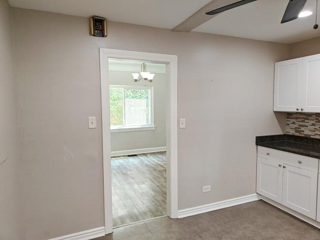 Building Photo - 5227 Devonshire Rd