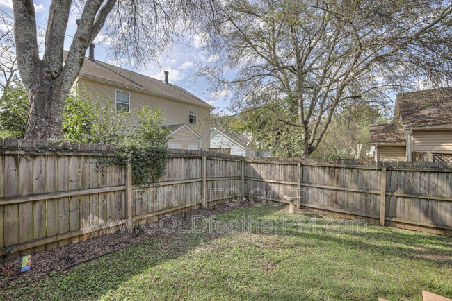 Building Photo - 112 Champney Ct