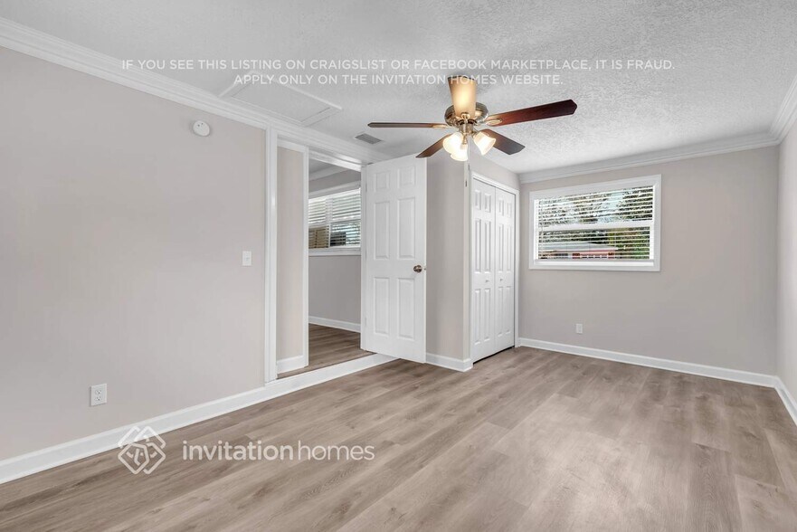 Building Photo - 9557 Priory Ave