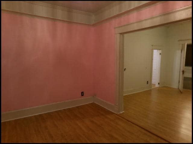 Building Photo - 303 E Nichols St
