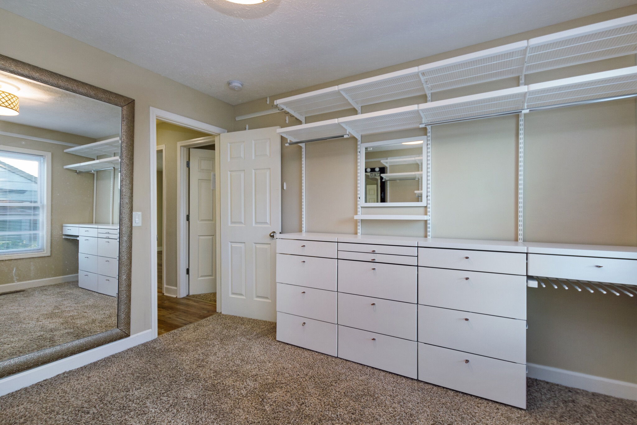 Building Photo - 666 Annex Ave